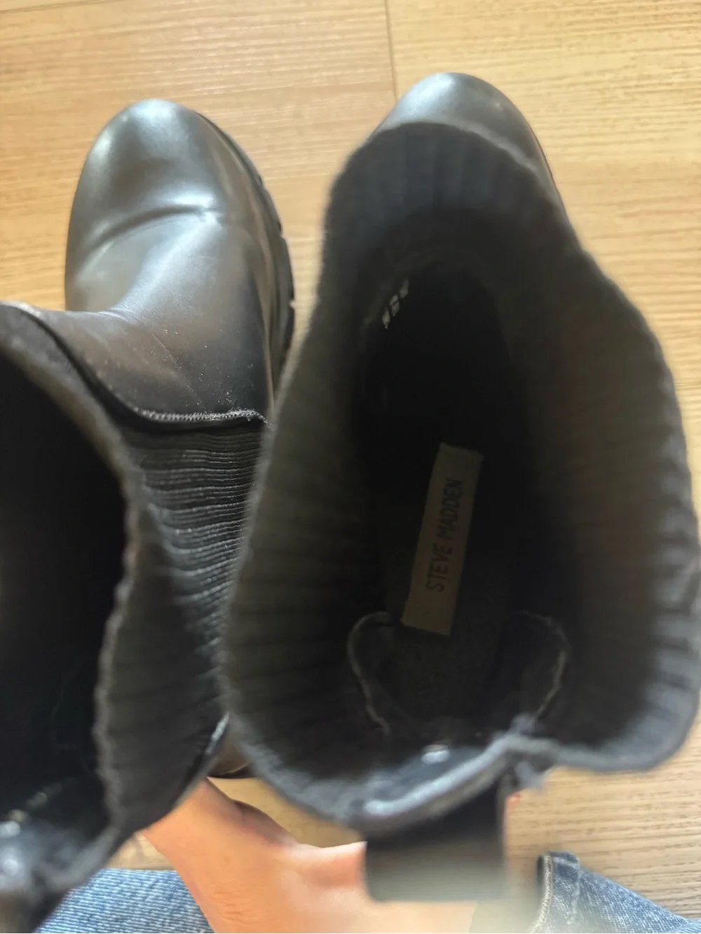 Steve Madden Hayle Platform Chelsea Boots Black Size 8 - Excellent Condition